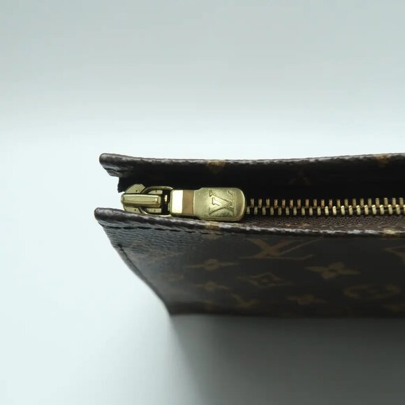 Louis Vuitton Poche toilette Brown Monogram Canvas Clutch Bag 882-031825 - Picture 8 of 11